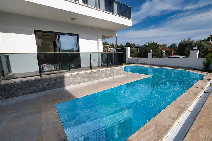 فيلا 3+1 في كيمير-منطقة أنطاليا 