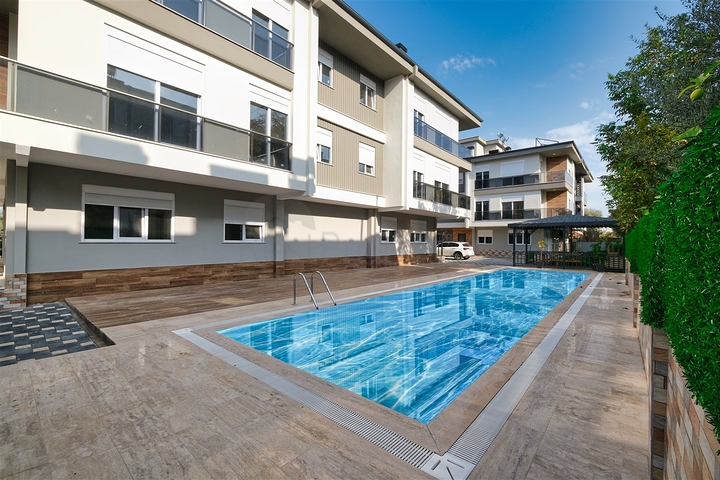 مشروع استثماري في منطقة ألتينوفا-أنطاليا الصغيرة 