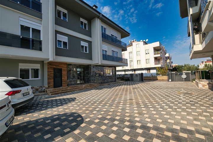 مشروع استثماري في منطقة ألتينوفا-أنطاليا الصغيرة 