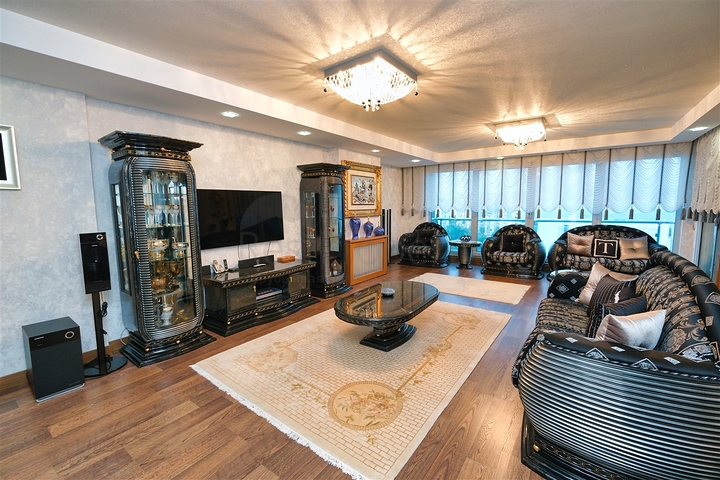 شقة 3+1 في منطقة إشلباهجة في أنطاليا 