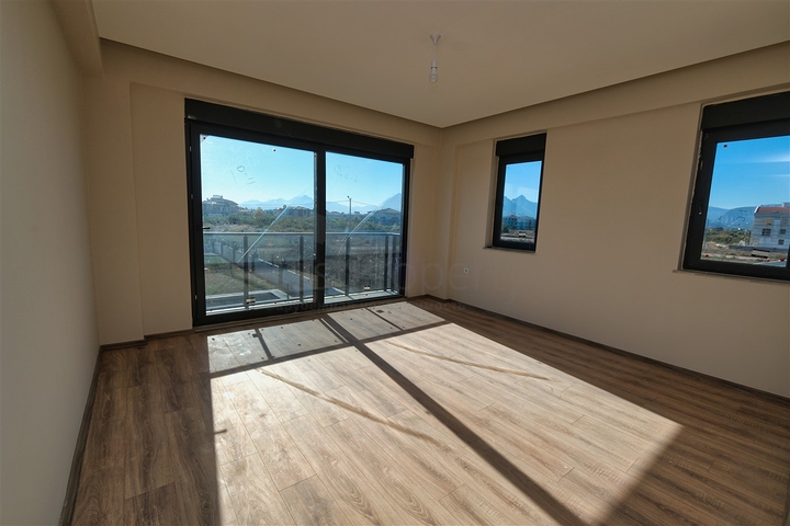 فيلا 5+1 في دوشيمالتي-منطقة أنطاليا 