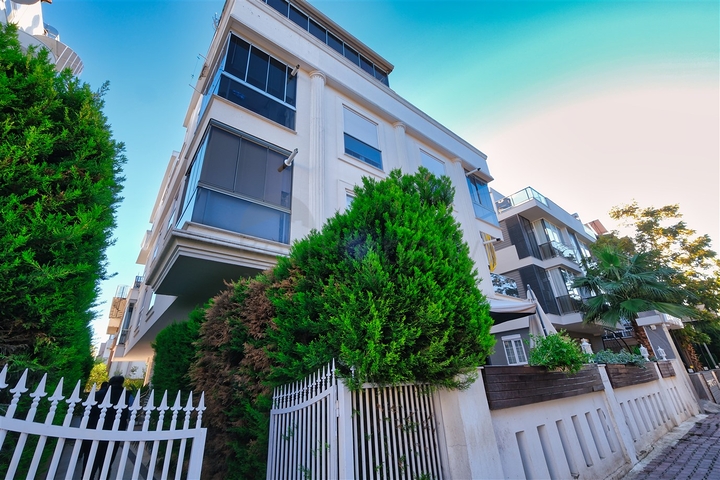 شقة 2+1 في ألتينكوم - حي أنطاليا 