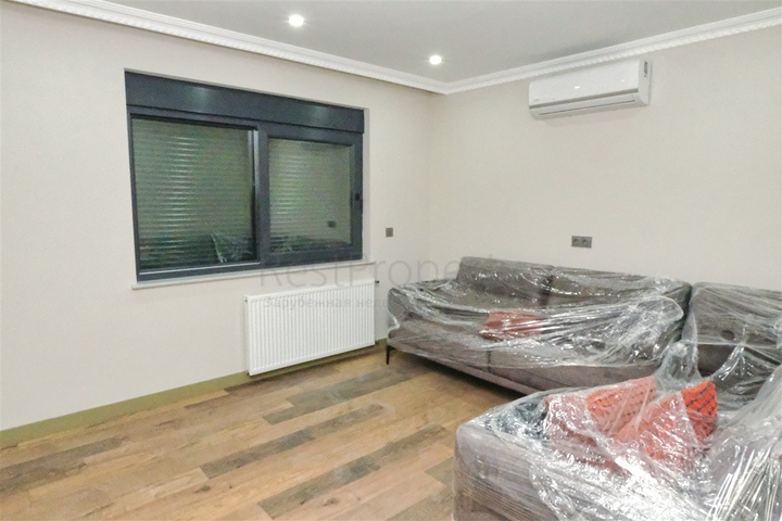 فيلا 7+1 في أيدينليك - حي أنطاليا 