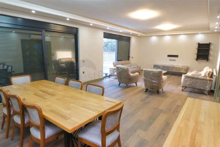 فيلا 7+1 في أيدينليك - حي أنطاليا 