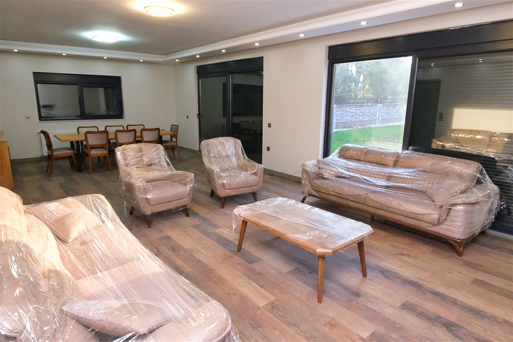 فيلا 7+1 في أيدينليك - حي أنطاليا 