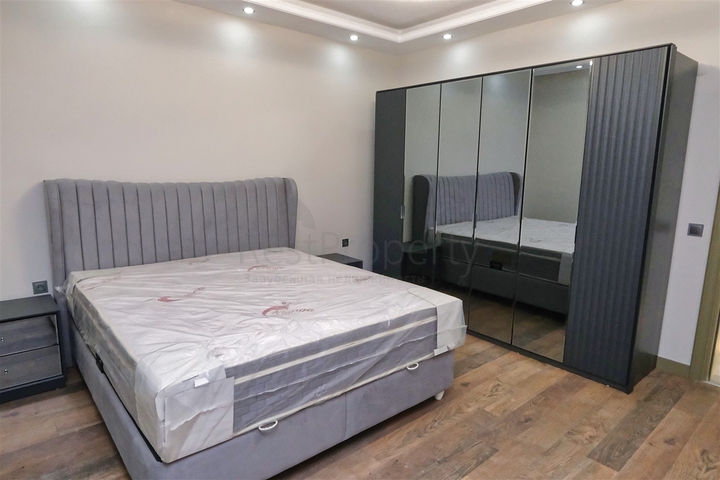 فيلا 7+1 في أيدينليك - حي أنطاليا 