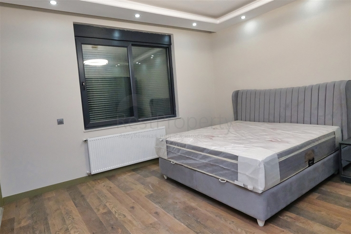 فيلا 7+1 في أيدينليك - حي أنطاليا 