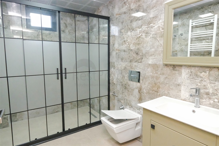 فيلا 7+1 في أيدينليك - حي أنطاليا 