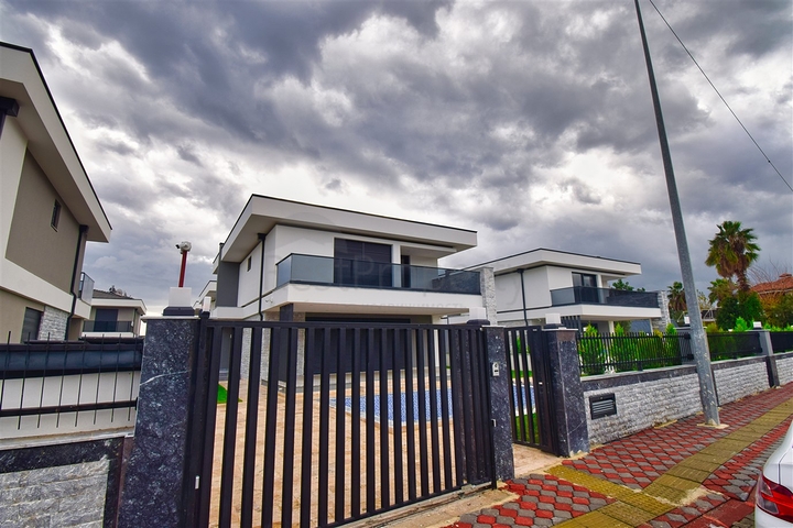 فيلا 4+1 في كيمير-منطقة أنطاليا 