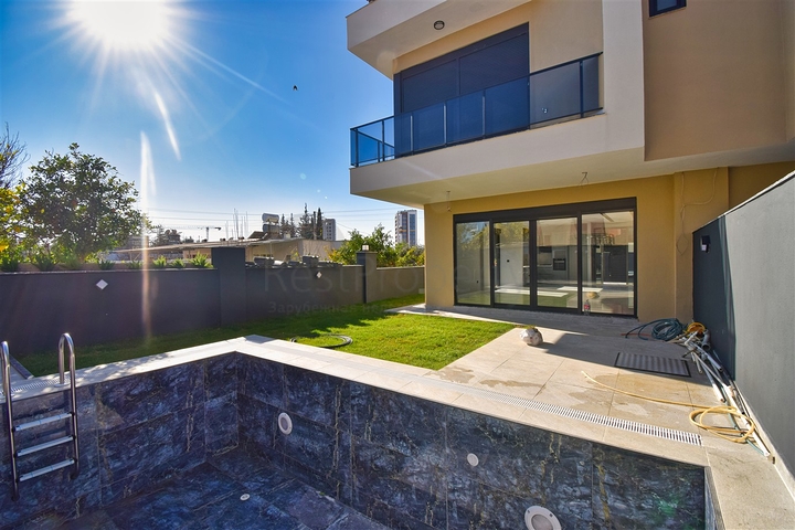 فيلا 3 + 1 في حي ارمينيك انطاليا 