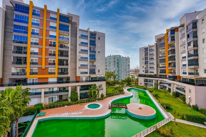 شقة 2 + 1 في منطقة لارا أنطاليا