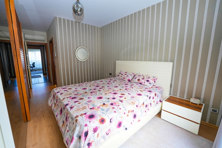 شقة 2 + 1 في منطقة لارا أنطاليا