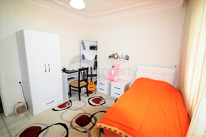 شقة 2+1 في محمودلار في شارع بربروسا 