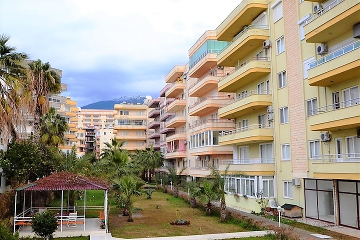 شقة 2+1 في محمودلار في شارع بربروسا 