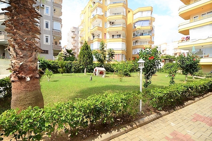 شقة 2+1 في محمودلار في شارع بربروسا 