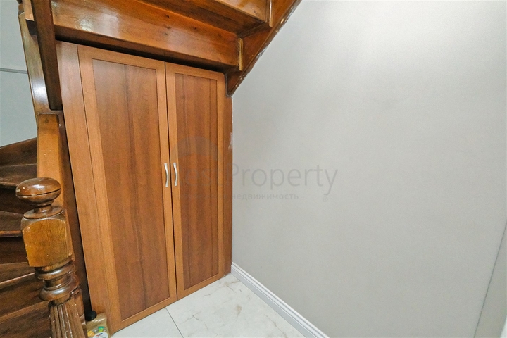 شقة دوبلكس 4 + 2 في حي سيتيلر أنطاليا 