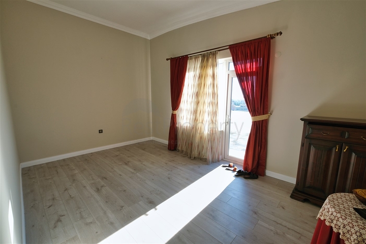 شقة دوبلكس 4 + 2 في حي سيتيلر أنطاليا 