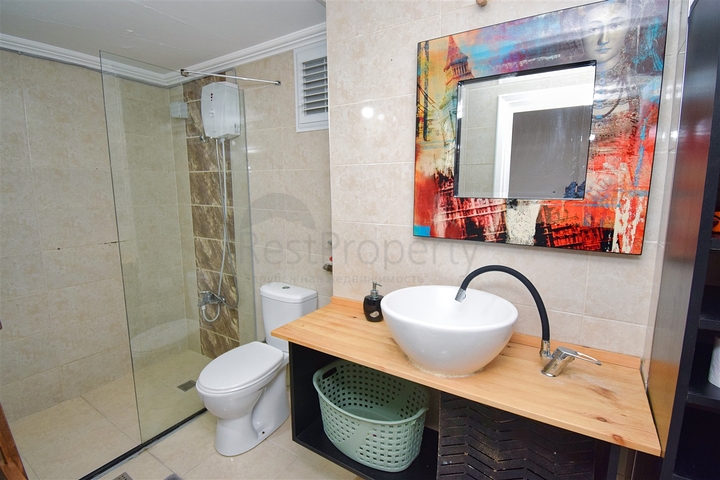 شقة 3+1 في حي شيرينالي-أنطاليا 