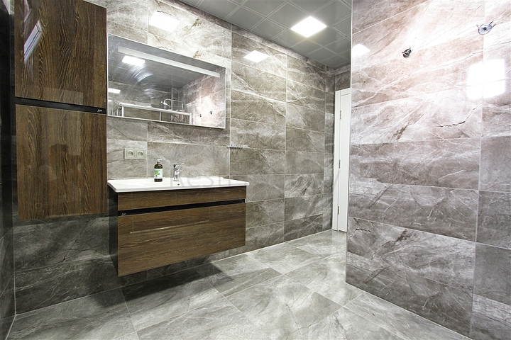 شقة دوبلكس 5 + 2 في كاجلايان - حي أنطاليا 