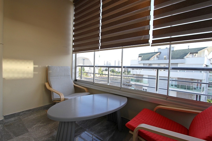 شقة دوبلكس 5 + 2 في كاجلايان - حي أنطاليا 