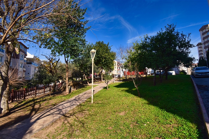 شقة دوبلكس 6 + 1 في حي بينارباشي - أنطاليا 