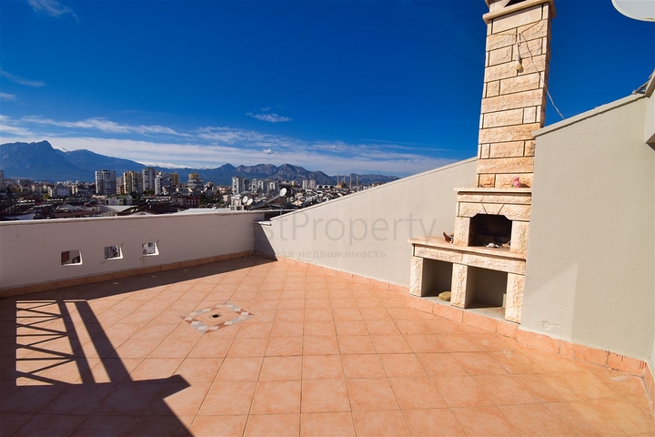 شقة دوبلكس 6 + 1 في حي بينارباشي - أنطاليا 