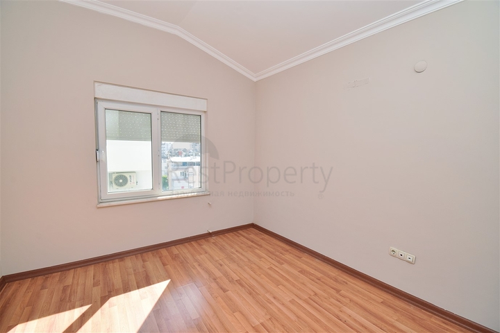 شقة دوبلكس 6 + 1 في حي بينارباشي - أنطاليا 