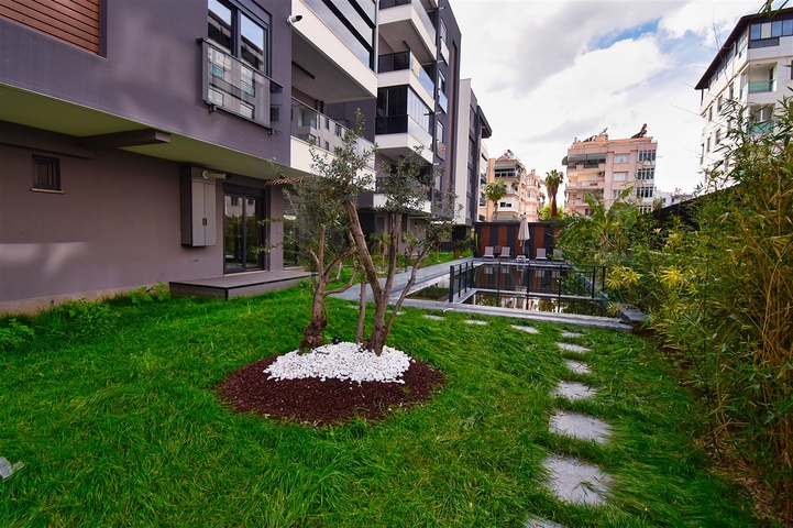 مشروع استثماري في مركز مدينة أنطاليا 