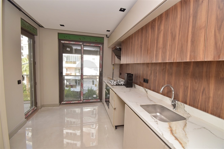 مشروع استثماري في منطقة ينيغيون-أنطاليا الصغيرة 