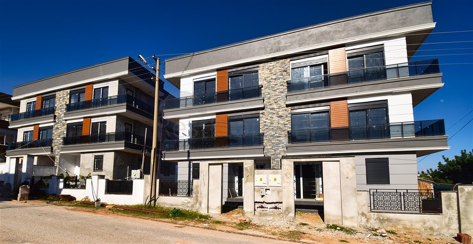 مشروع استثماري لفيلا 5 + 1 في إرمينك - حي أنطاليا 