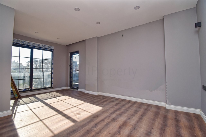 مشروع استثماري لفيلا 5 + 1 في إرمينك - حي أنطاليا 