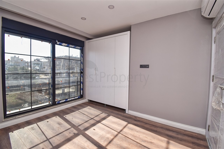 مشروع استثماري لفيلا 5 + 1 في إرمينك - حي أنطاليا 