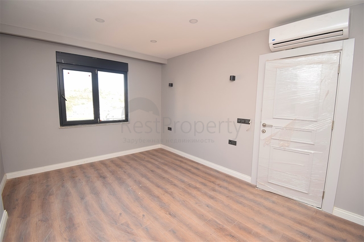 مشروع استثماري لفيلا 5 + 1 في إرمينك - حي أنطاليا 