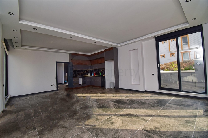 فيلا 4 + 1 في حي ارمينيك انطاليا 