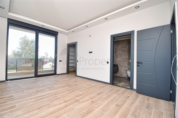 فيلا 4 + 1 في حي ارمينيك انطاليا 