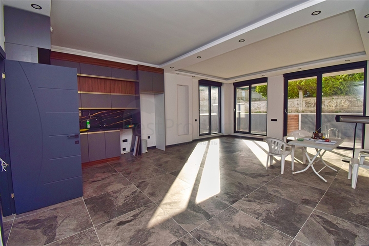 فيلا 4 + 1 في حي ارمينيك انطاليا 