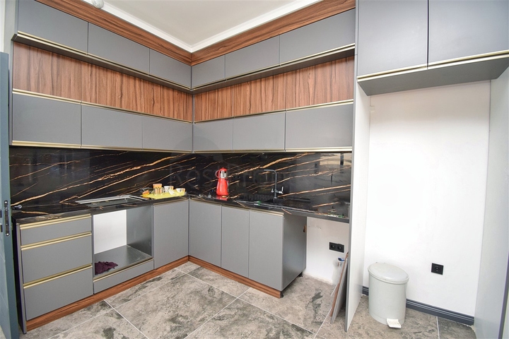 فيلا 4 + 1 في حي ارمينيك انطاليا 