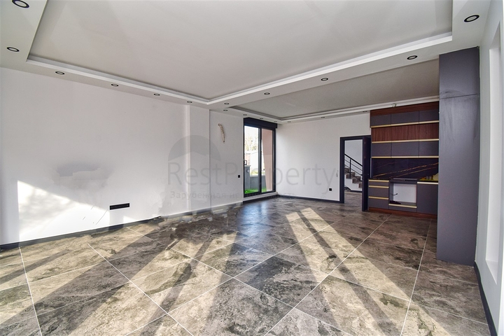 فيلا 4 + 1 في حي ارمينيك انطاليا 