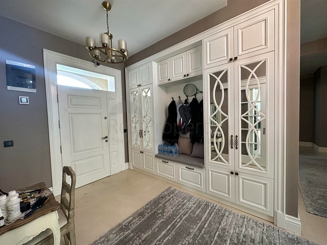 فيلا 5+1 في دوشيمالتي-منطقة أنطاليا 