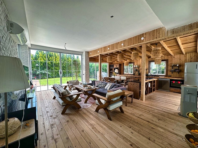 فيلا 5+1 في دوشيمالتي-منطقة أنطاليا 