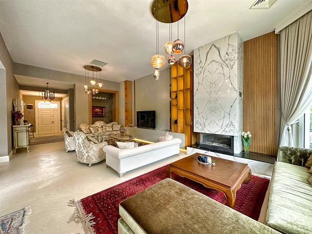 فيلا 5+1 في دوشيمالتي-منطقة أنطاليا 