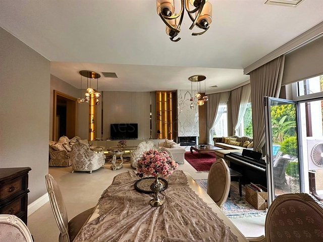 فيلا 5+1 في دوشيمالتي-منطقة أنطاليا 