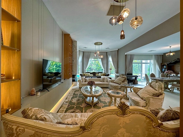 فيلا 5+1 في دوشيمالتي-منطقة أنطاليا 