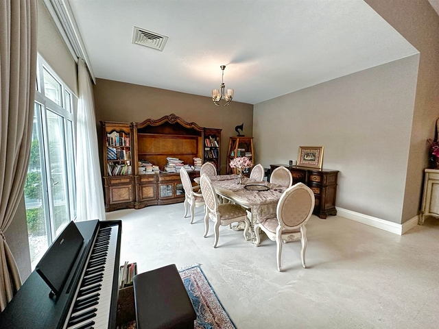 فيلا 5+1 في دوشيمالتي-منطقة أنطاليا 