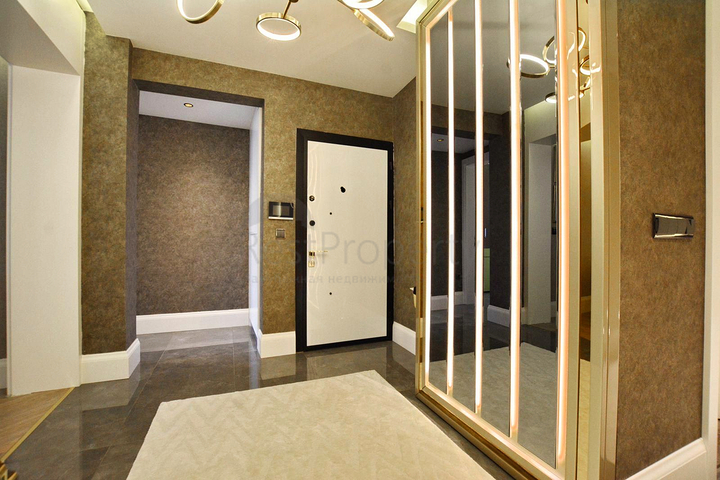 شقة 3+1 في حي باخشيلي إيفليري السكني-أنطاليا 