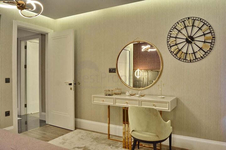 شقة 3+1 في حي باخشيلي إيفليري السكني-أنطاليا 