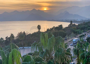 شقة 3+1 في حي باخشيلي إيفليري السكني-أنطاليا 