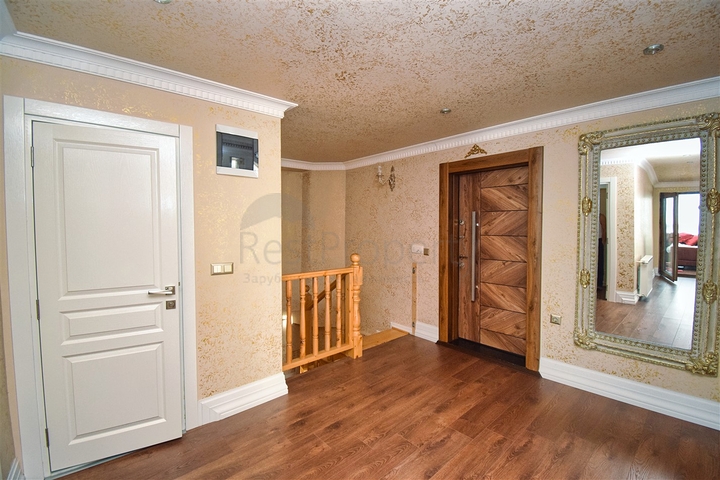 شقة دوبلكس 4 + 2 في كاجلايان - حي أنطاليا 