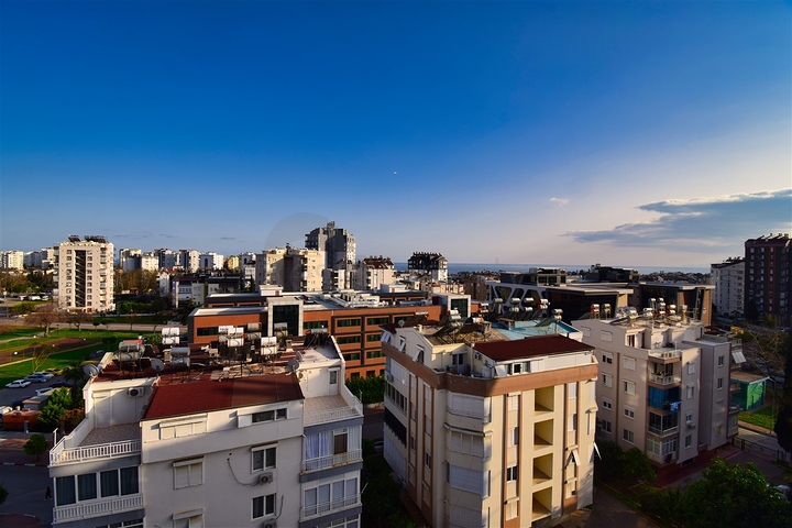 شقة دوبلكس 4 + 2 في كاجلايان - حي أنطاليا 