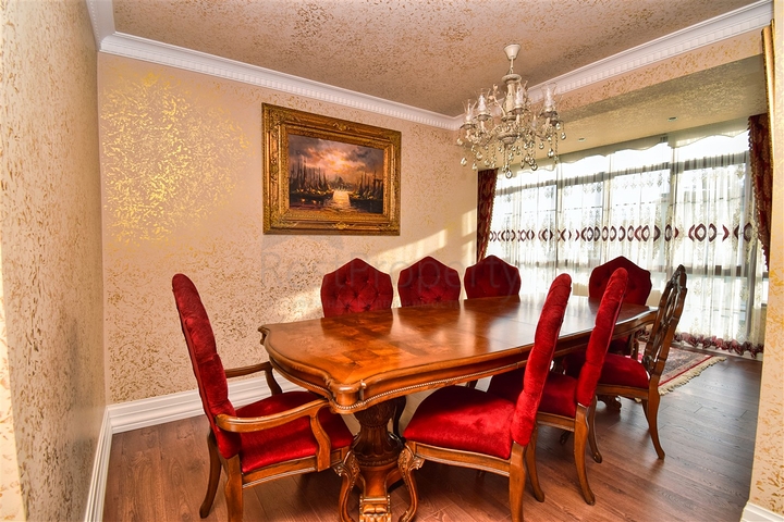 شقة دوبلكس 4 + 2 في كاجلايان - حي أنطاليا 